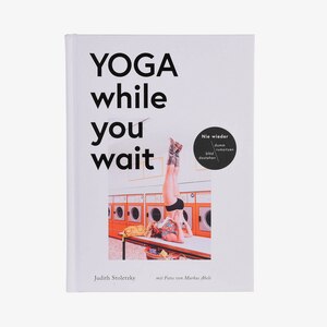Buch Yoga while you wait
